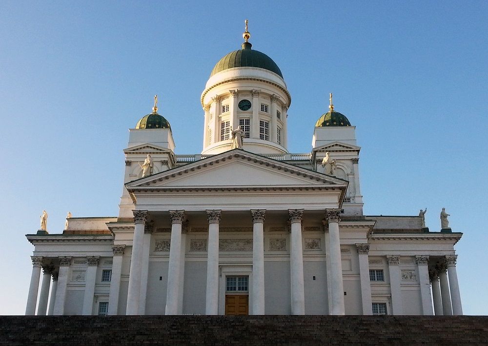 A visit to the iconic Helsinki Cathedral is one of the best things to do when spending 24 hours in Helsinki.