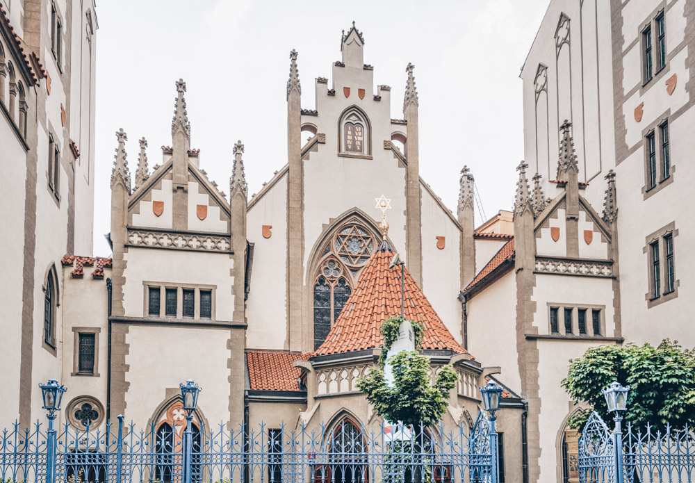 Prague Jewish Quarter: Exterior of the beautiful Maisel Synagogue