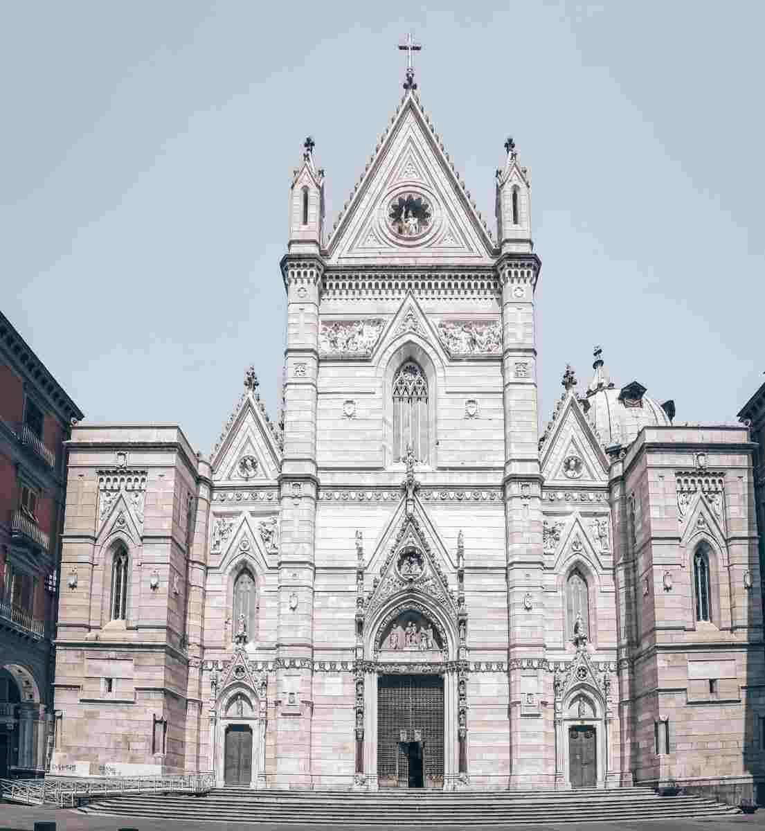 Must-see Naples: The Neo-Gothic facade of the Naples Cathedral