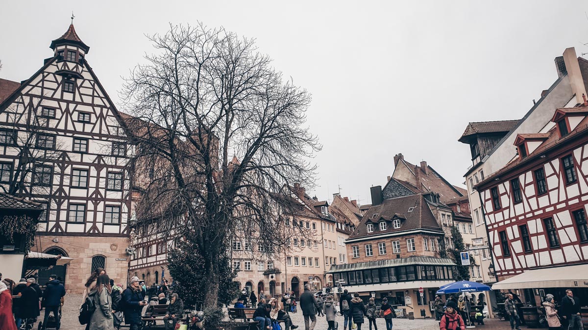 Instagram-worthy places in Nuremberg: Tiergärtnerplatz, a lovely square surrounded by half-timbered houses