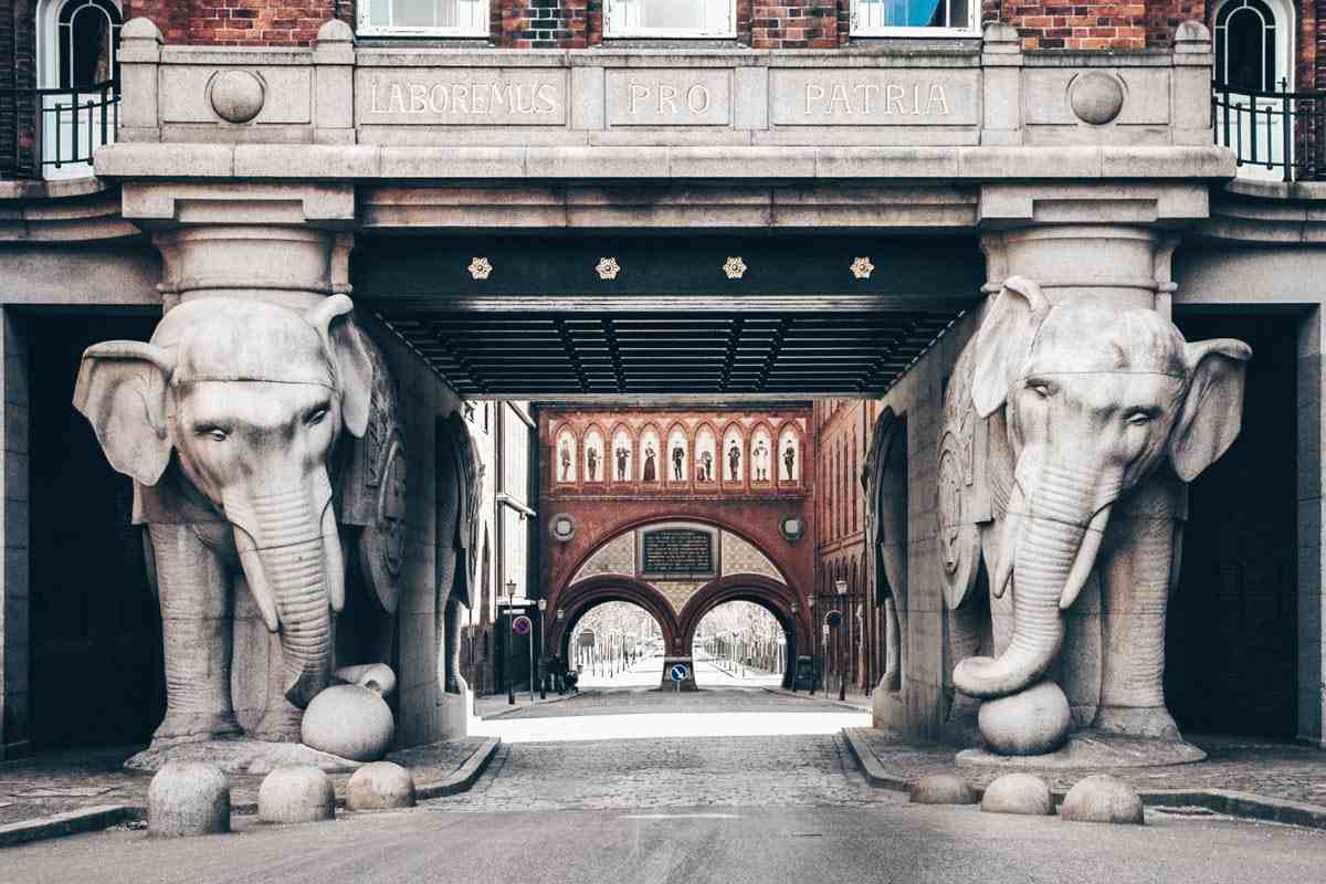 Copenhagen attractions: The life-size granite elephants at the Carlsberg Quarter