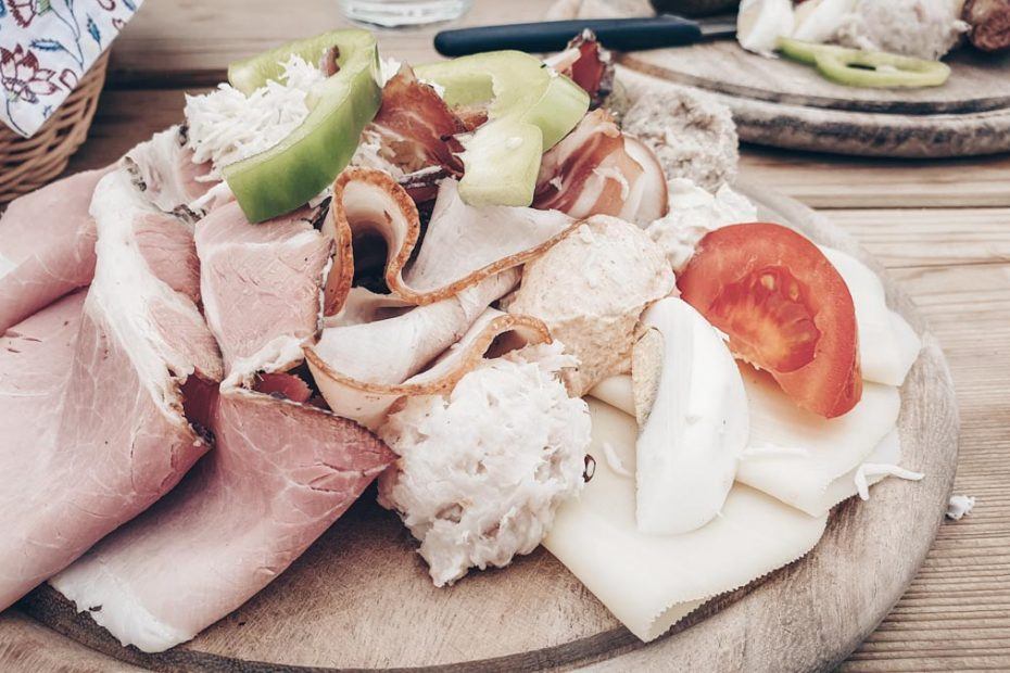 Austrian Cuisine: The famous Brettljause board