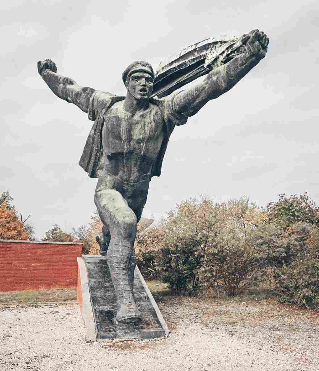 Budapest sights: The famous Herculean communist worker statue at Memento Park