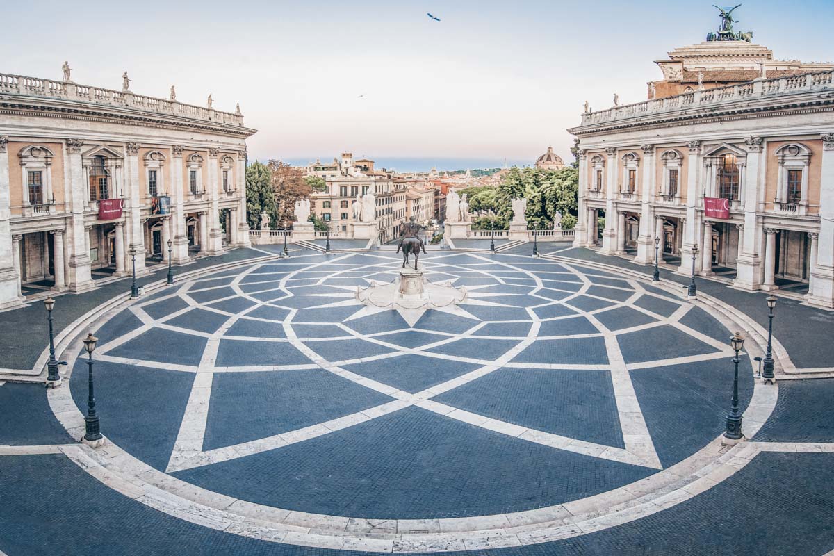 Sightseeing Rome: The majestic Piazza del Campidoglio in the early morning. PC: ValerioMei/Shutterstock.com