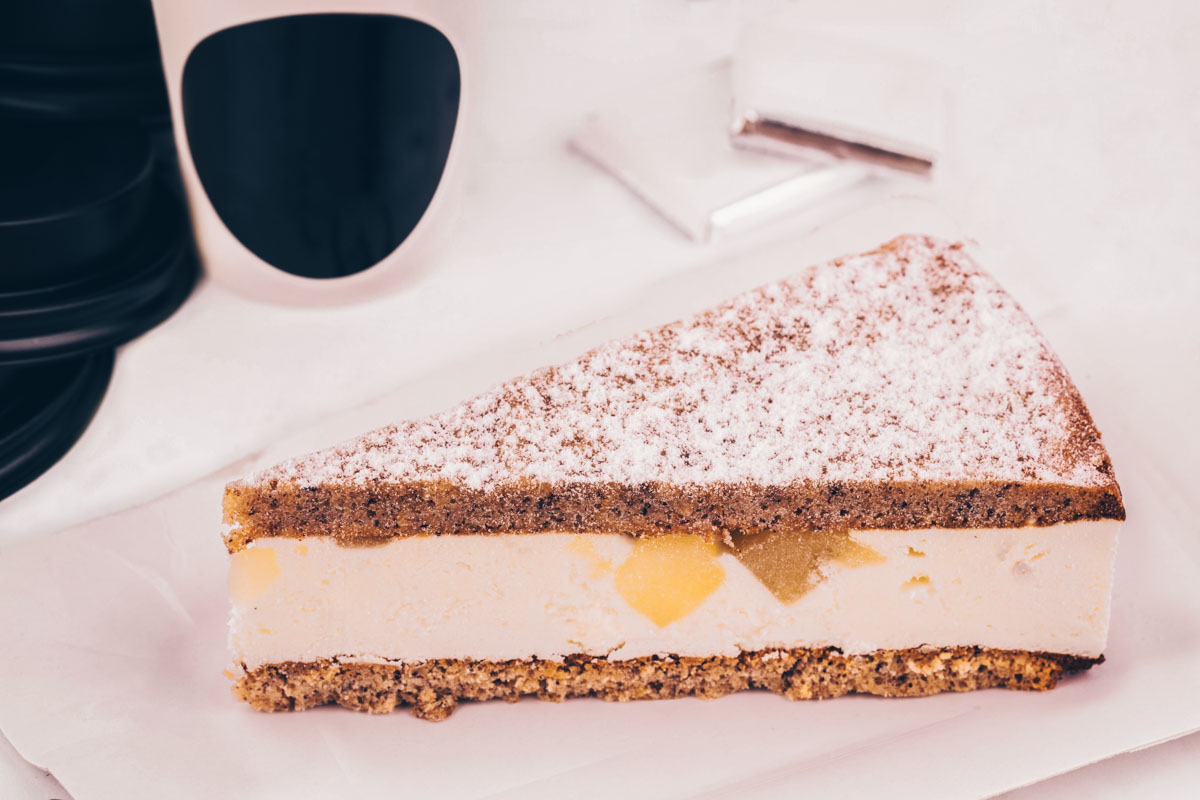 Naples Pastries: A slice of delicious Ricotta & Pear cake