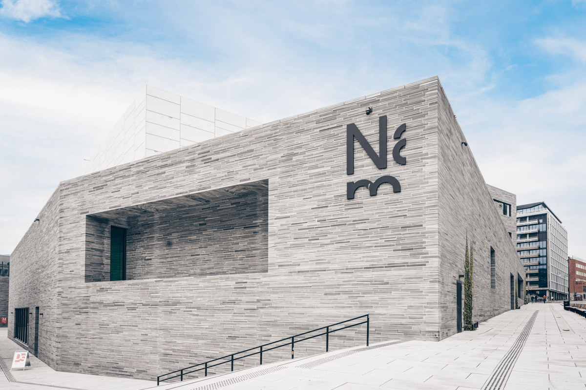 Oslo Must-see: Exterior of the National Museum: PC: Sergio Delle Vedove / Shutterstock.com