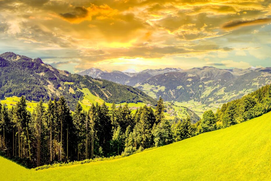 Hut‑to‑Hut Hiking in Austria (2026): Booking, Fitness & Packing